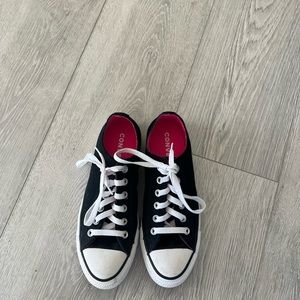 Converse with double tong